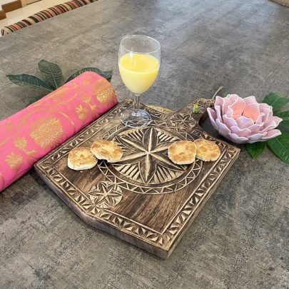 Wooden Carved Platter (Medium, Design 3)