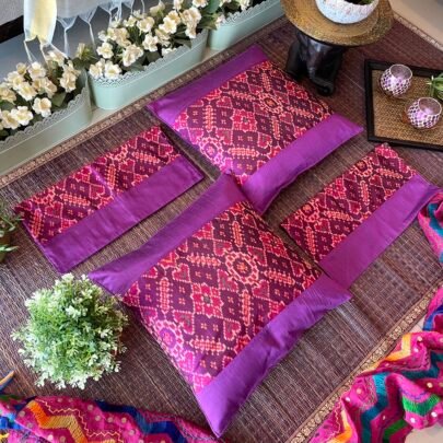 Patola Silk Cushion Covers (Set of 4, Magenta)