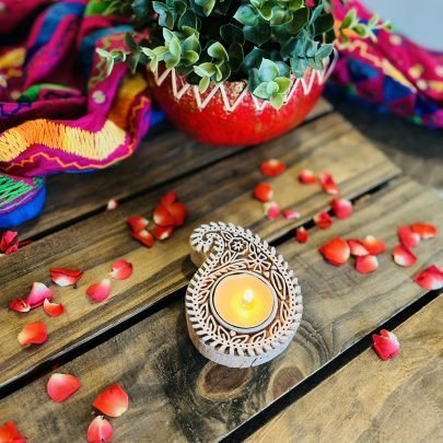 Wooden Block Tealight Holder (Paisley)