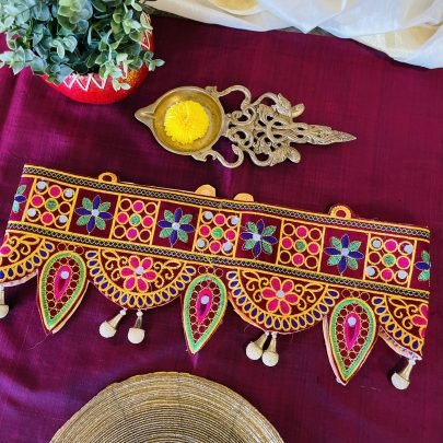 Decorative Door Hangings (Torans)(Gold)
