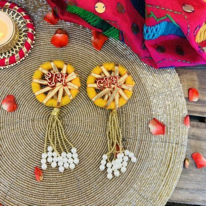 Festive Door Hangings (Set of 2, Yellow)