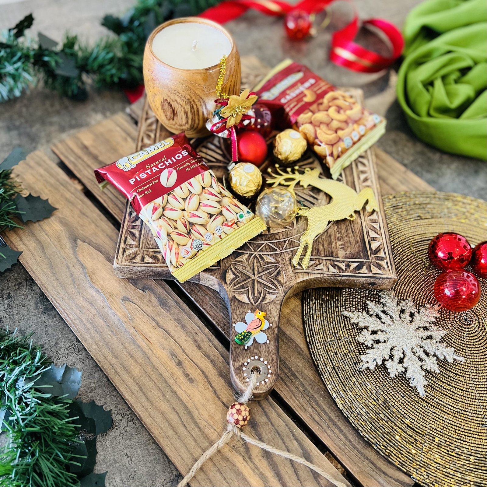 Festive Christmas and New Year Gift Hamper 5 (Medium)