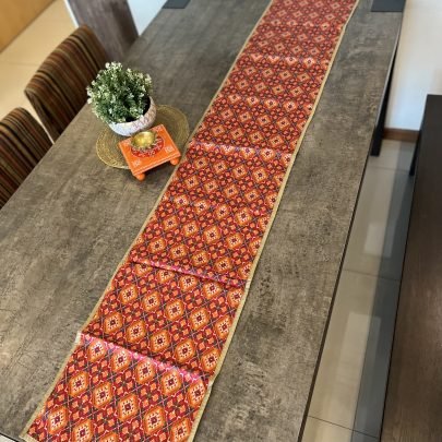 Printed Satin Table Runner (D1)