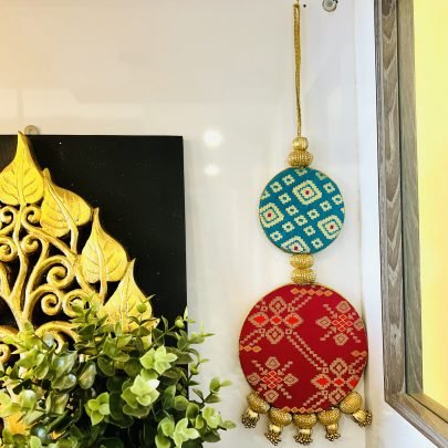 Festive Door and Wall Hanging (D3)