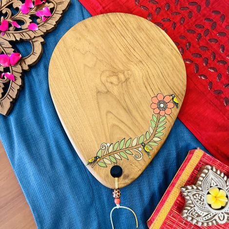 Teak Wood Platter (Oval, Leaf and Flower Design) - Image 3