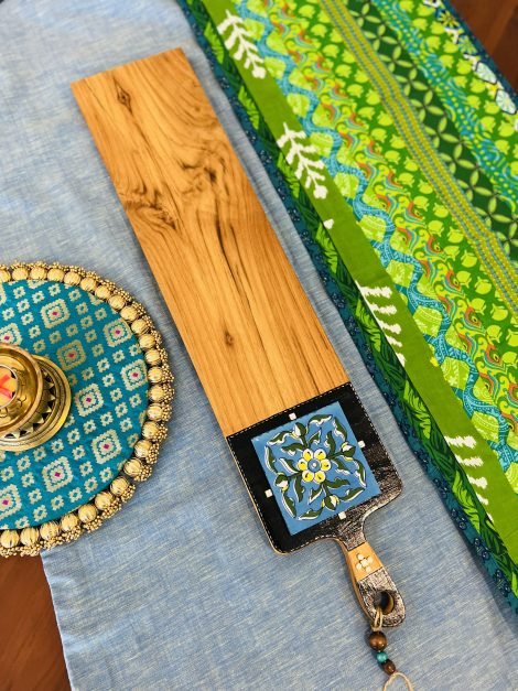 Teak Wood Platter (Long, Blue Tile Design) - Image 4