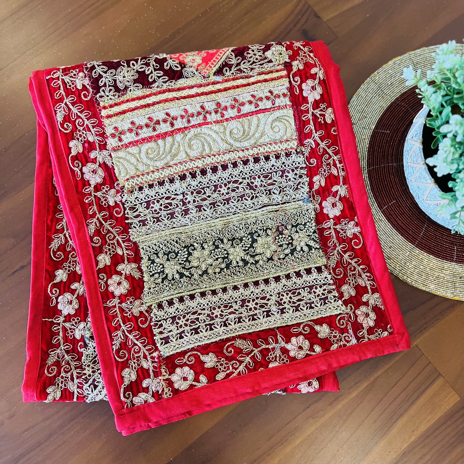 Embroidered Velvet Table Runner (D1) - Image 3