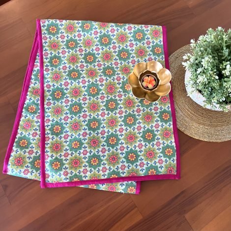 Festive Silk Table Runner (D1) - Image 3