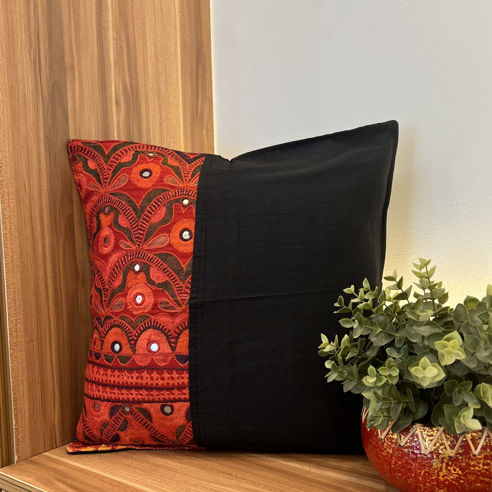 Hand Embroidered Cushion Cover (B1K)