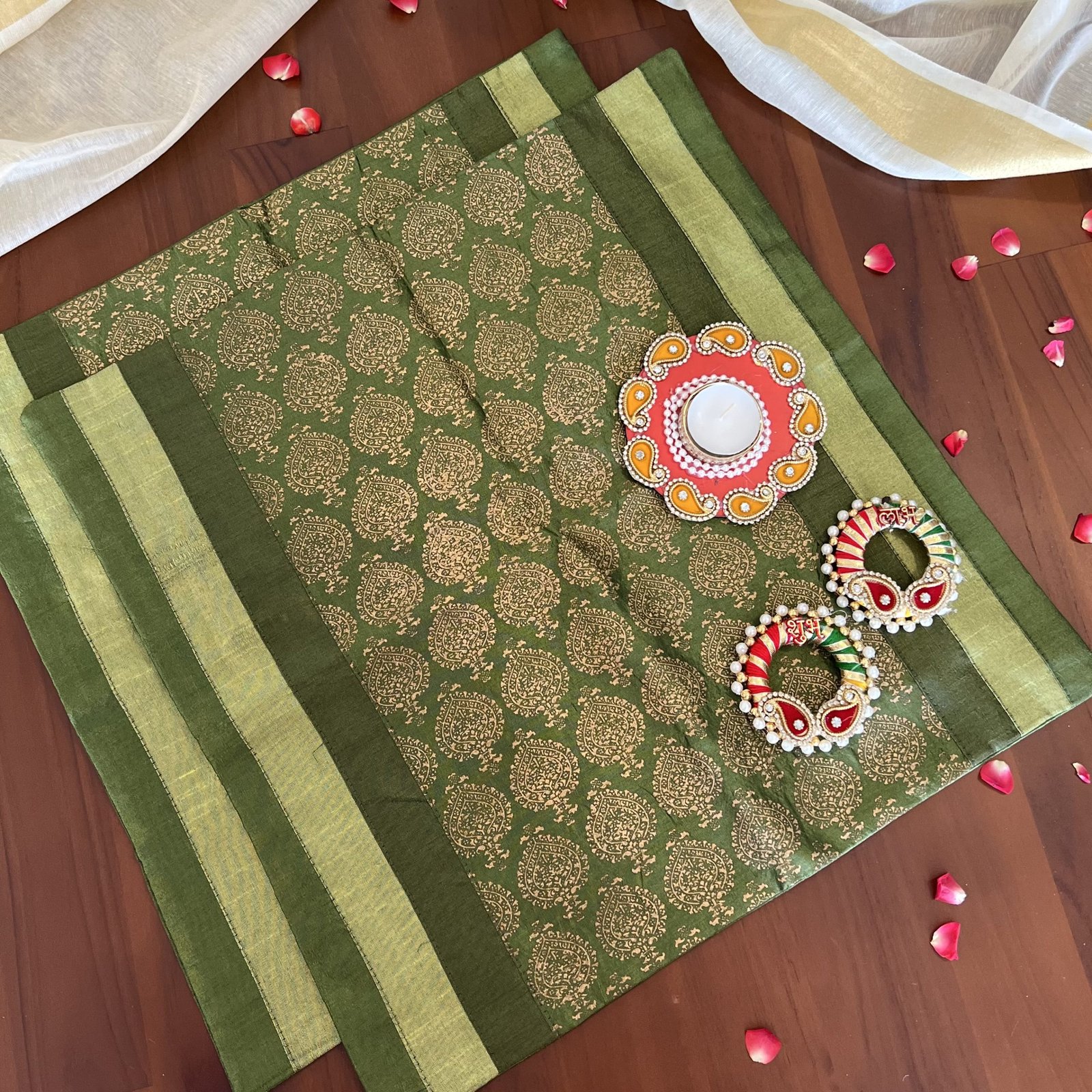 (CCS6) Cushion Cover Gift Set - Image 2