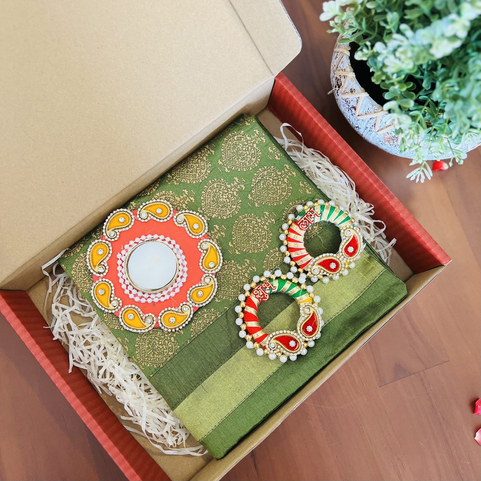 (CCS6) Cushion Cover Gift Set