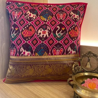 (AA2) Silk Cushion Cover