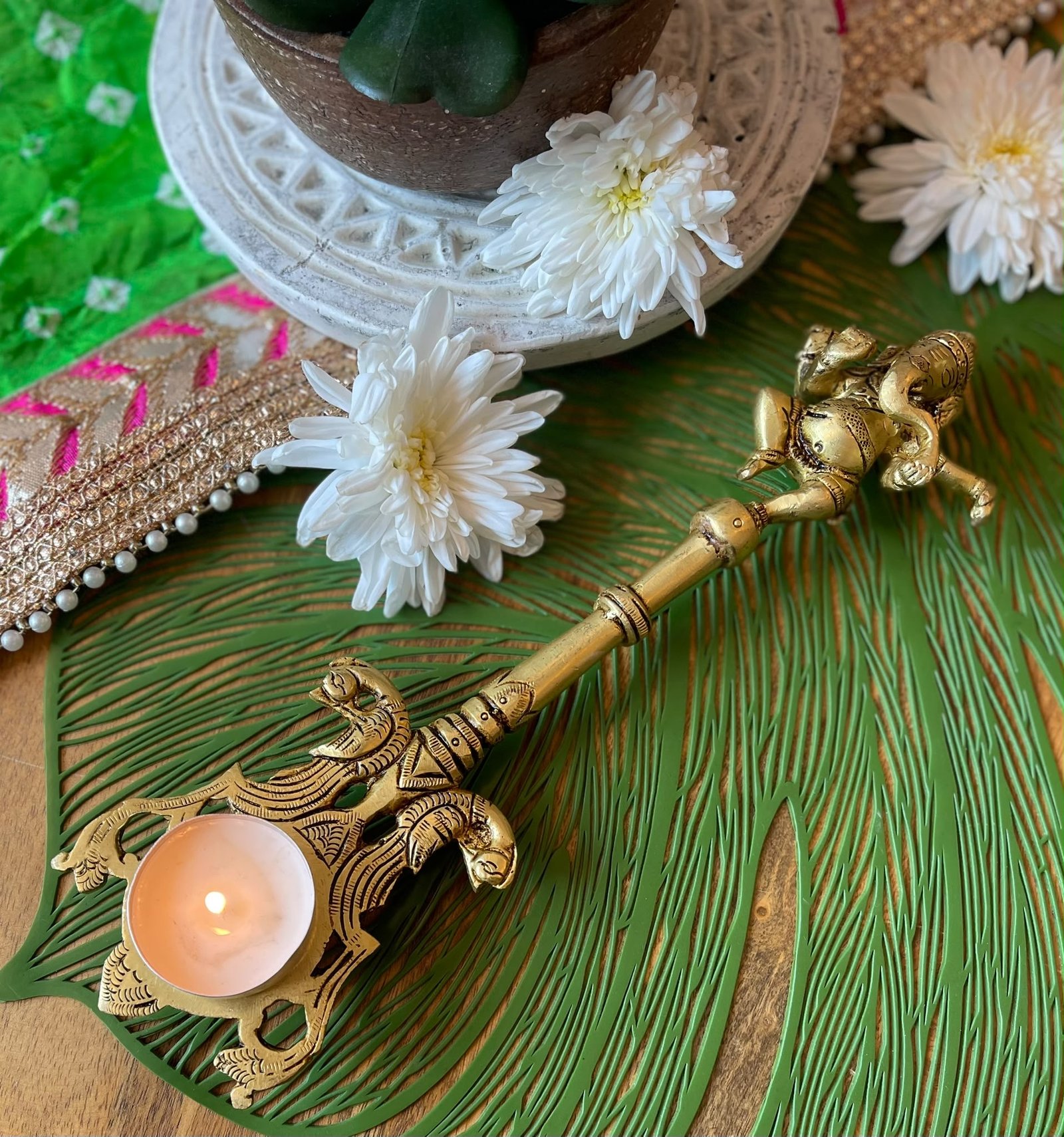 Brass Diya Arti Spoon (Ganesha) - Image 2