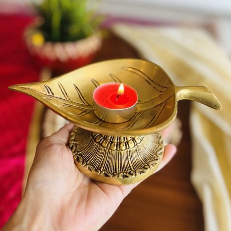 Brass Diya (Large Leaf Design)