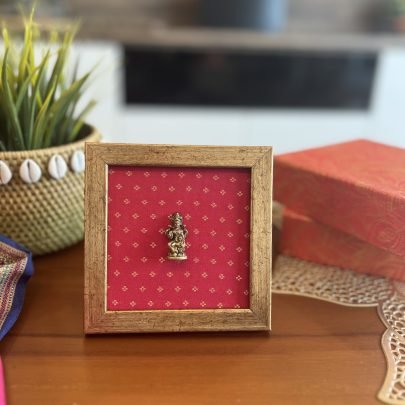 Brass Idol Frame (Lakshmi Pink)