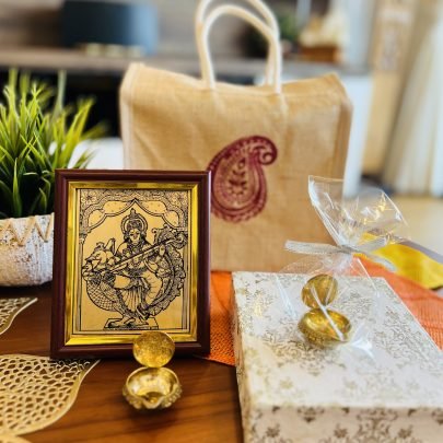 Festive Divinity Gift Set (Lakshmi D2)