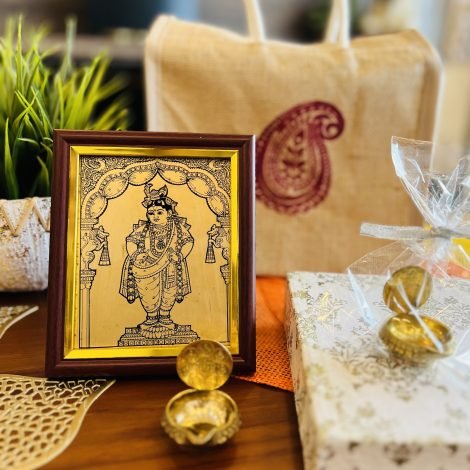 Festive Divinity Gift Set (Krishna D2)
