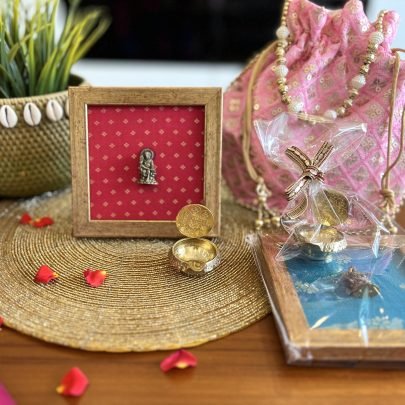 Brass Idol Frame & Diya Gift Set (Sai Baba Pink)