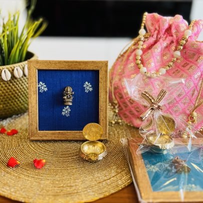 Brass Idol Frame & Diya Gift Set (Saraswati Blue)