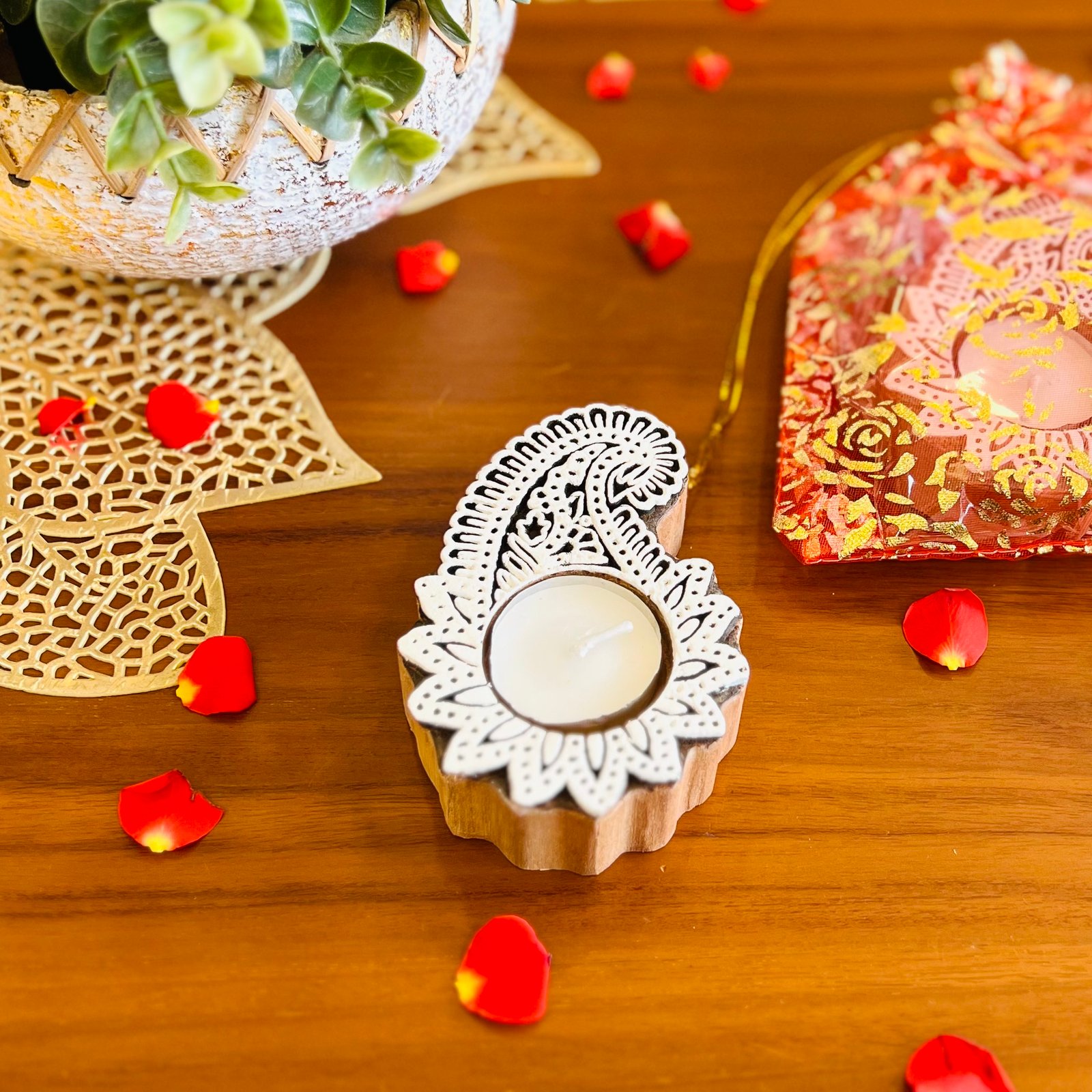 Wooden Block Tealight Holder (Paisley) - Image 4