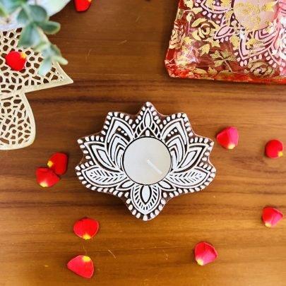 Wooden Block Tealight Holder (Lotus)