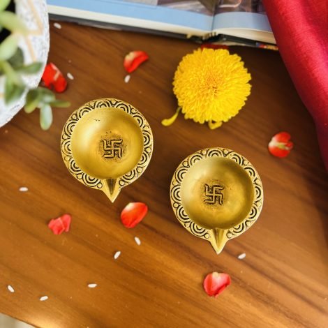 Brass Diya Lamp - Image 8
