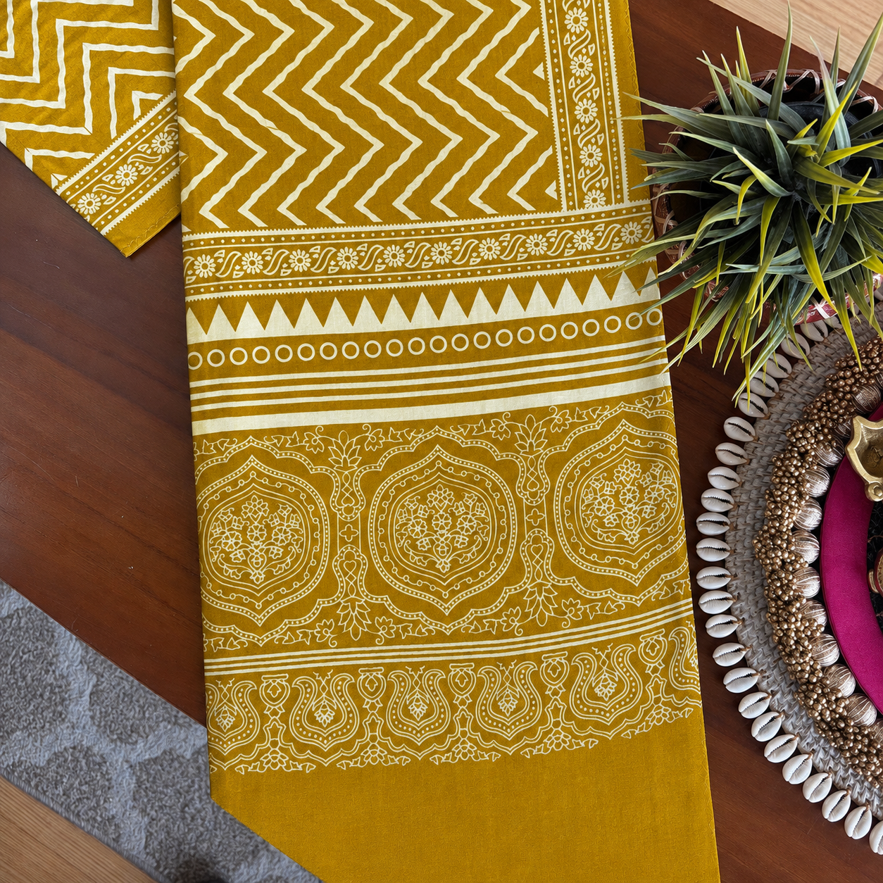 Mashru Silk Stole (Gold Zig Zag) - Image 3