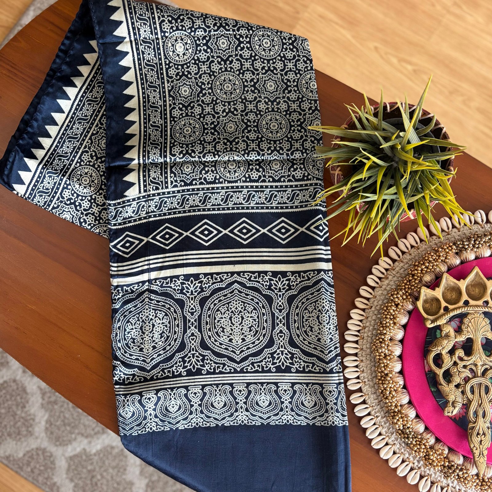 Mashru Silk Stole (Blue Geometric) - Image 2