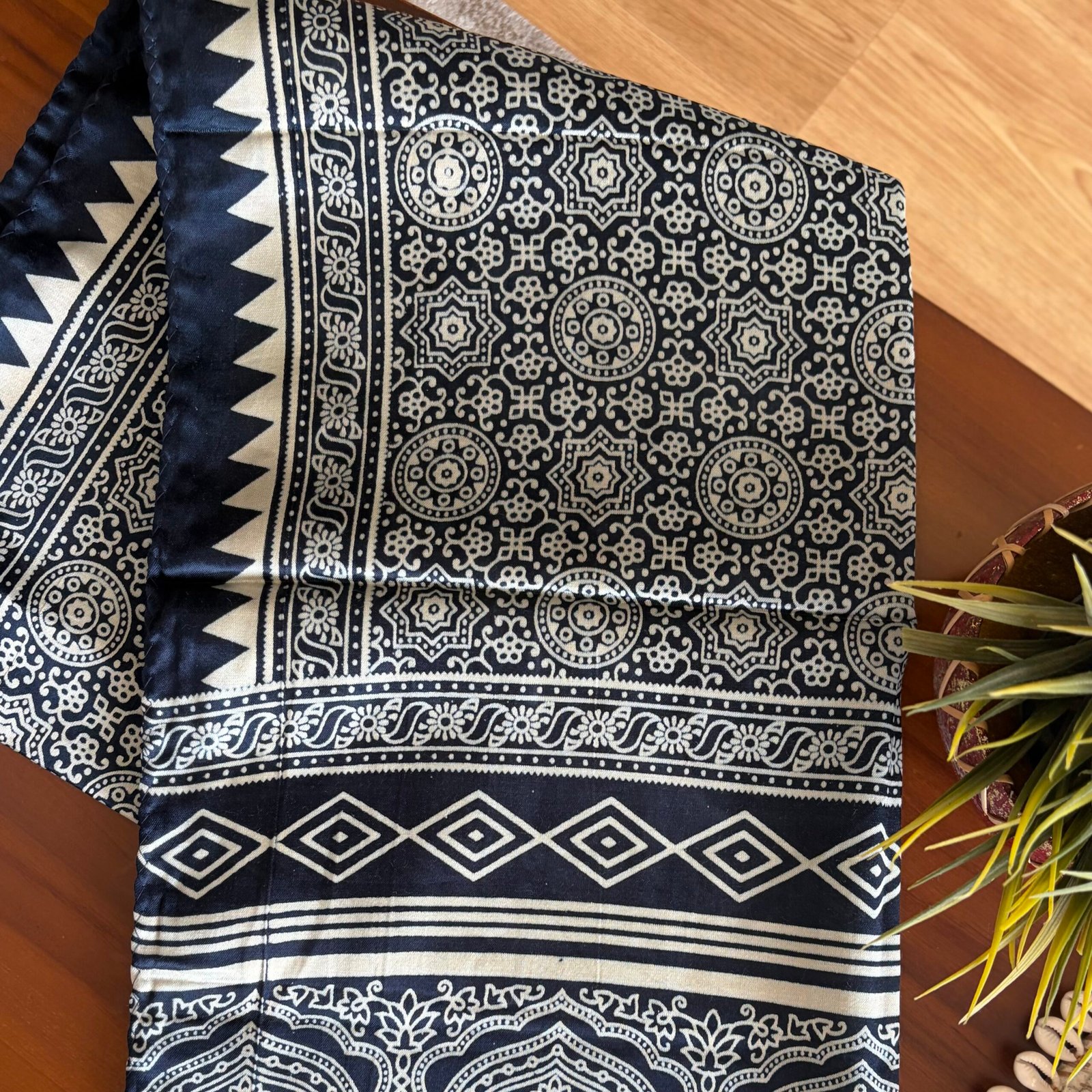Mashru Silk Stole (Blue Geometric) - Image 4