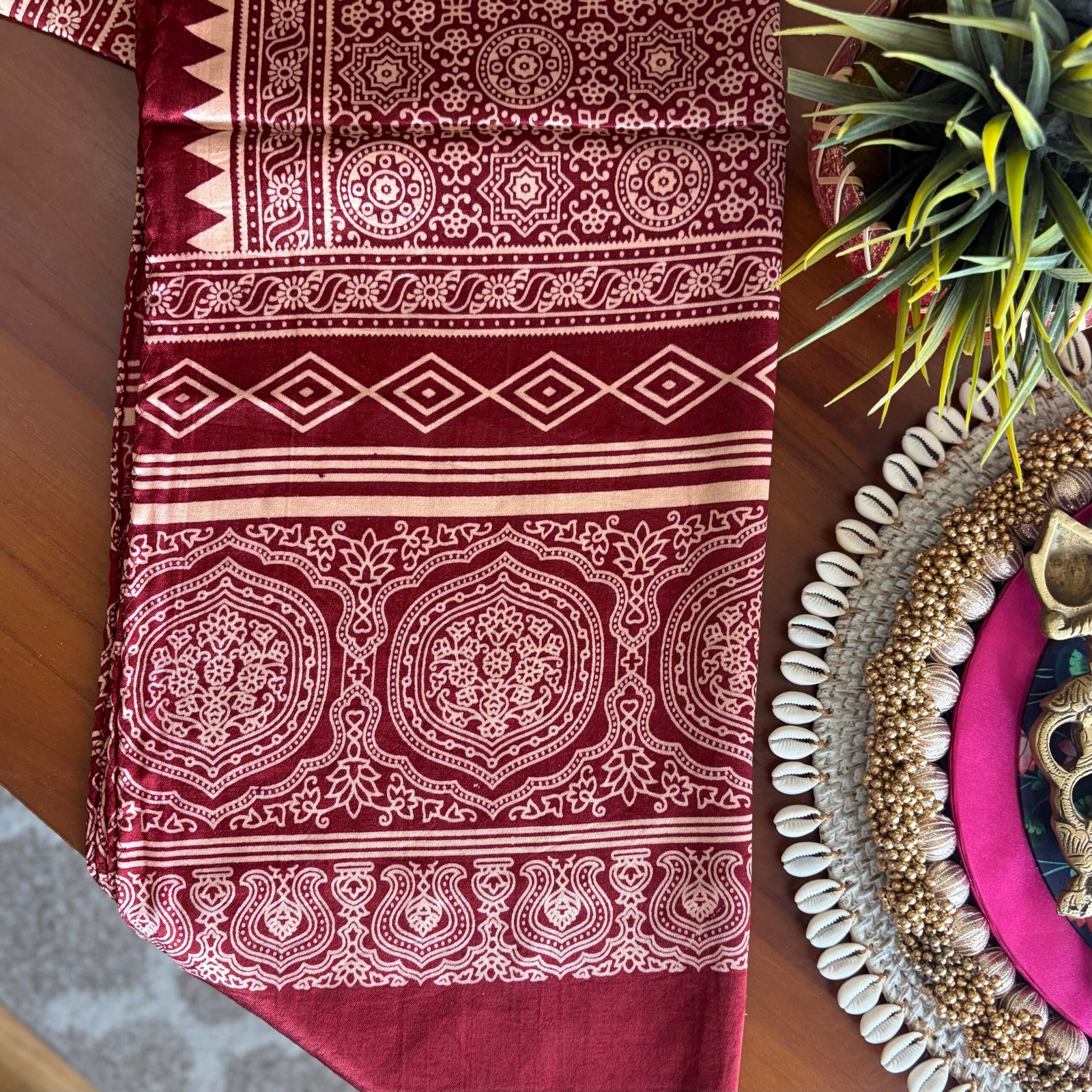Mashru Silk Stole (Maroon Geometric) - Image 4