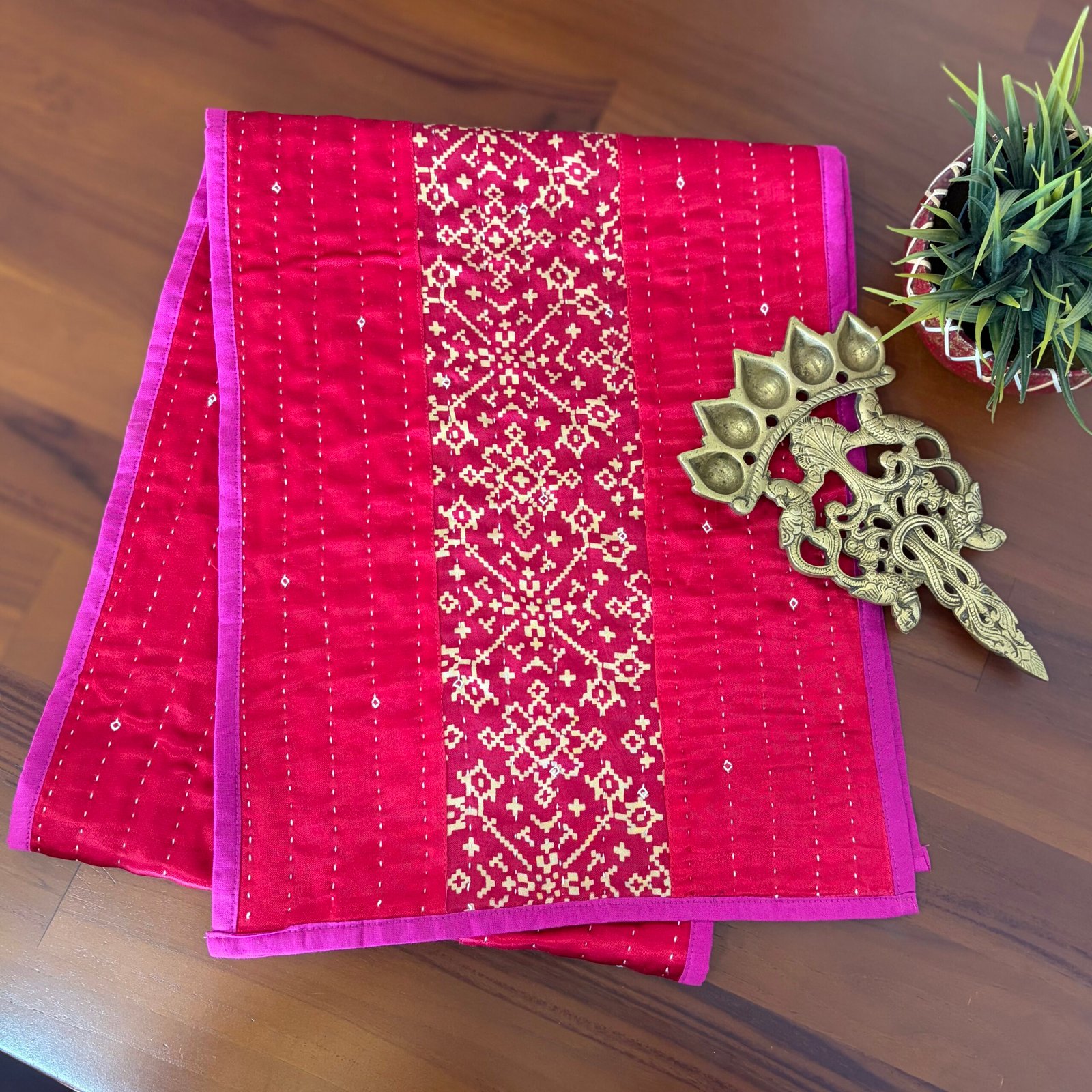 Mashru Silk Table Runner (Pink) - Image 3