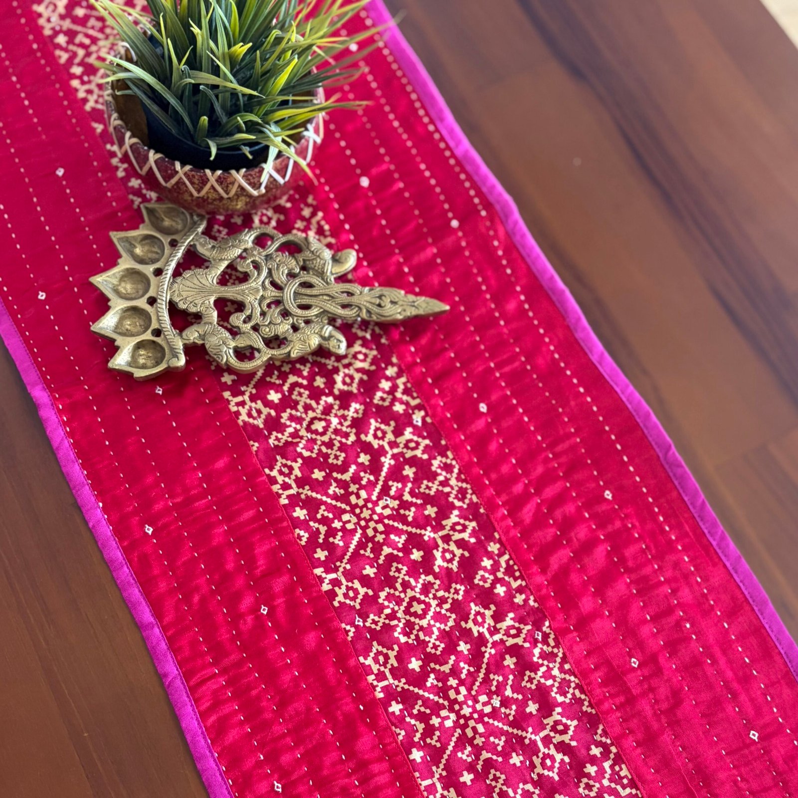 Mashru Silk Table Runner (Pink) - Image 2
