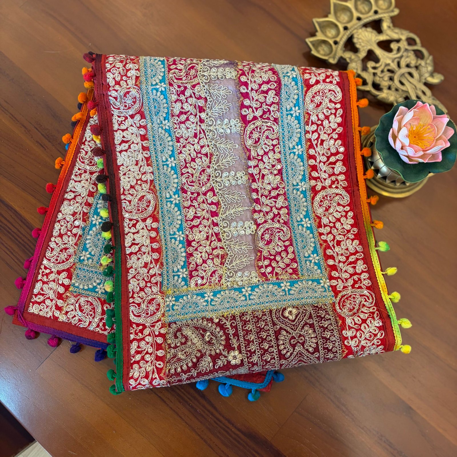 Festive Table Runner (D4) - Image 2