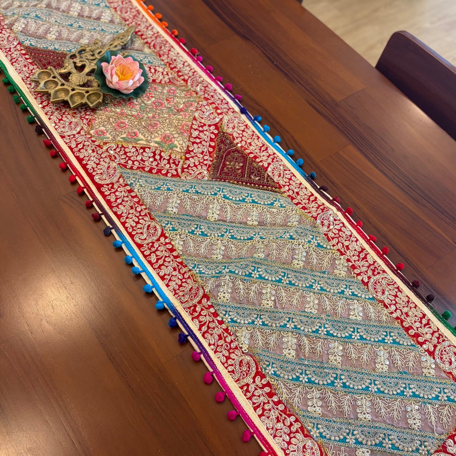 Festive Table Runner (D2) - Image 3