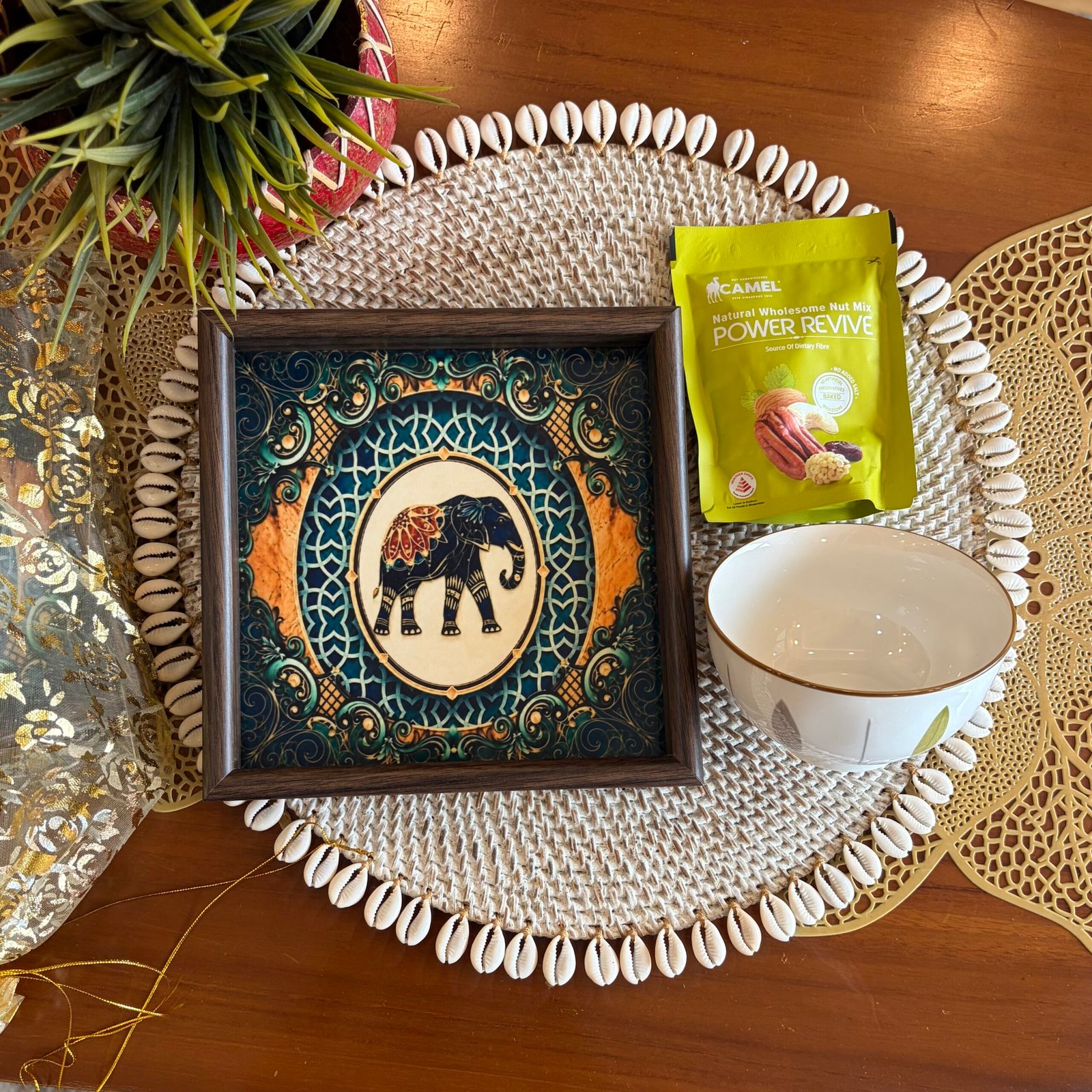 Wooden tray, Ceramic Bowl & Nuts Gift Set (Green Leaf)