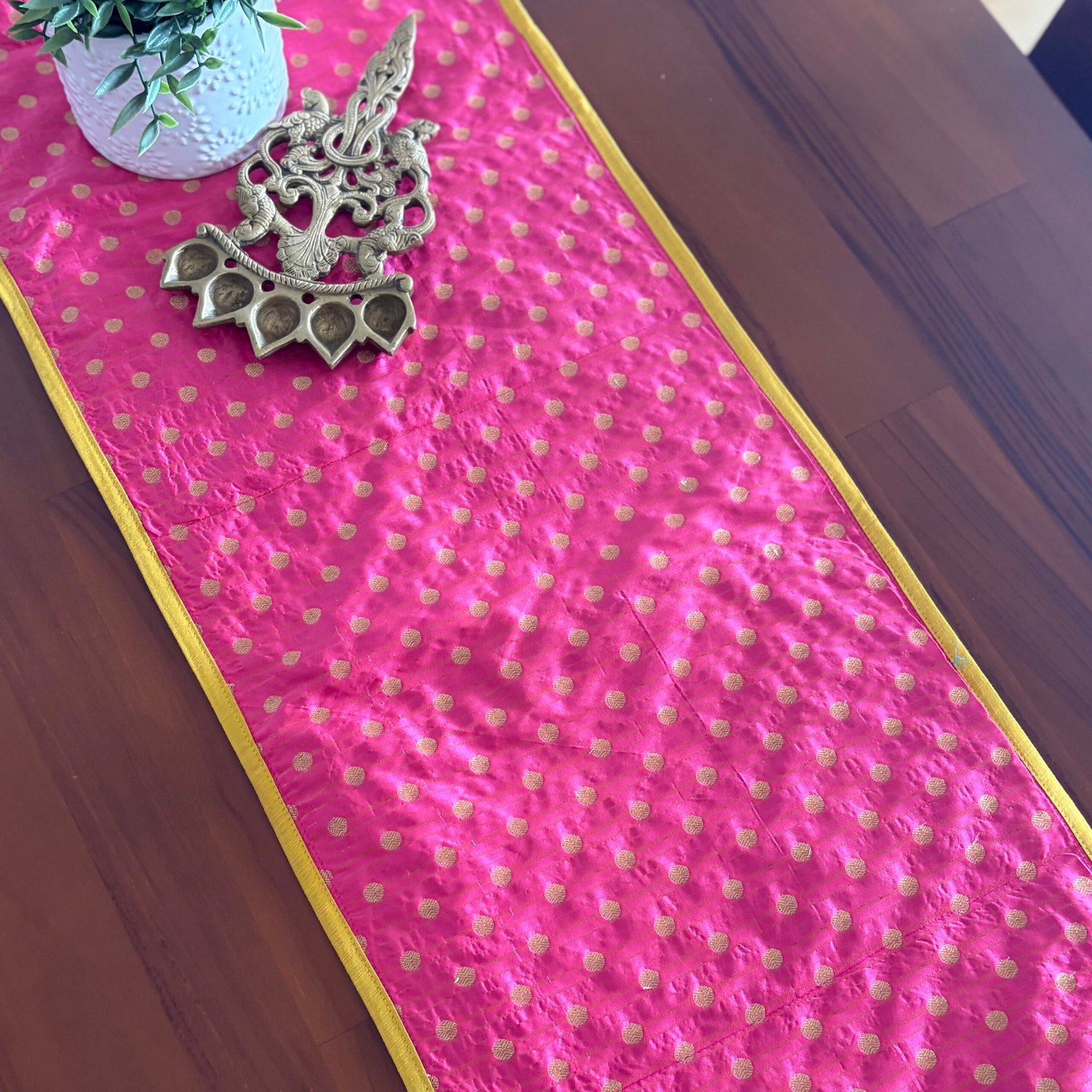 Silk Table Runner (Pink) - Image 2