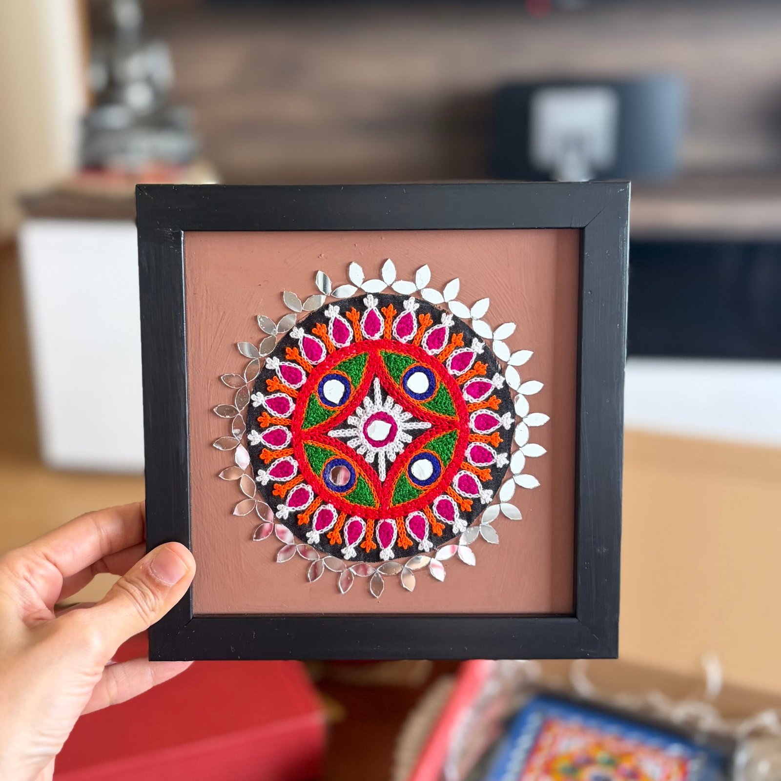 Decorative Frame & Bell Gift Set (Brown) - Image 5