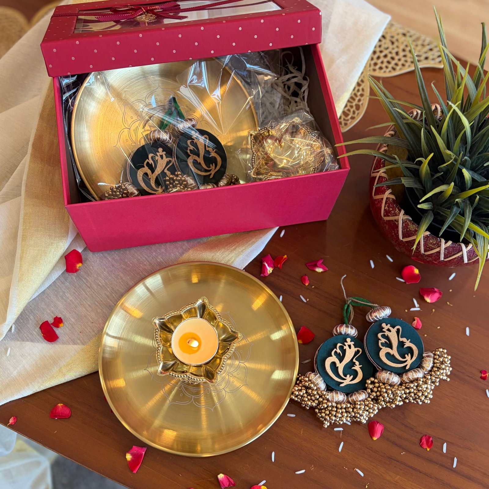 Festive Glow Gift Set (TR) - Image 3