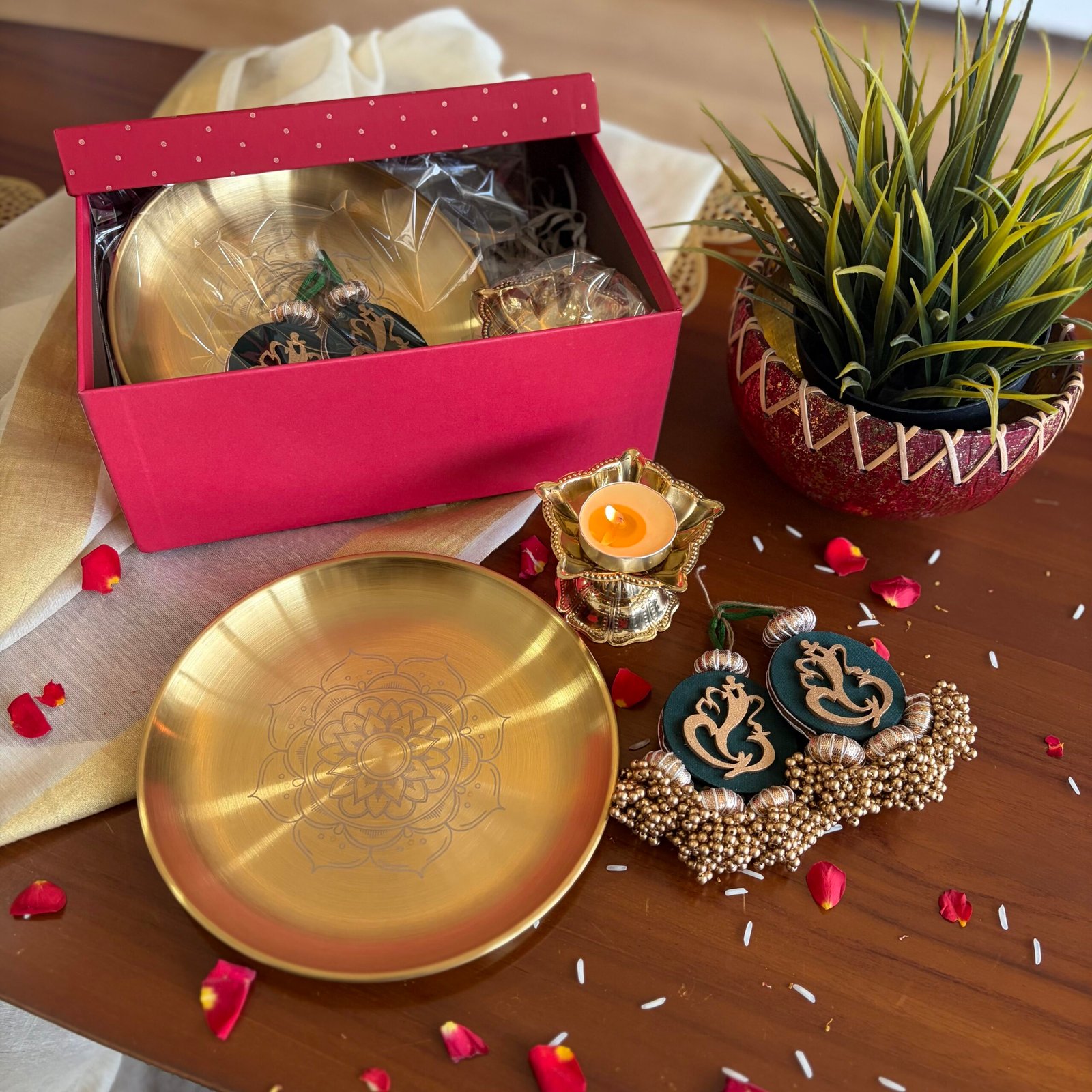 Festive Glow Gift Set (TR)