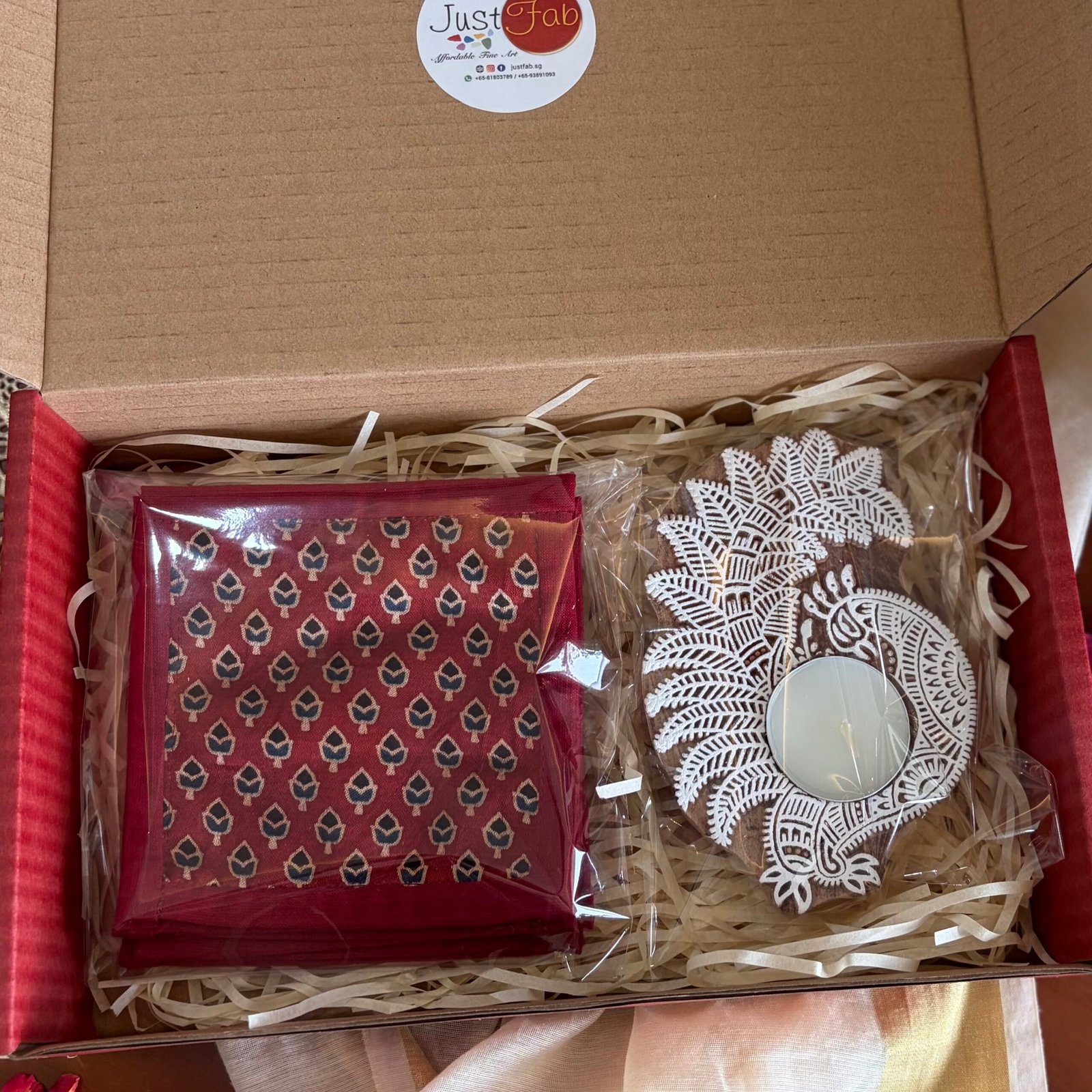 Wood & Weave Gift Set (Red) - Image 2